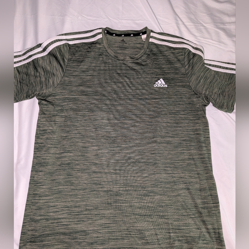 Adidas Prime Green Aero ready Men's Medium Short‎ Sleeve Performance Shirt
